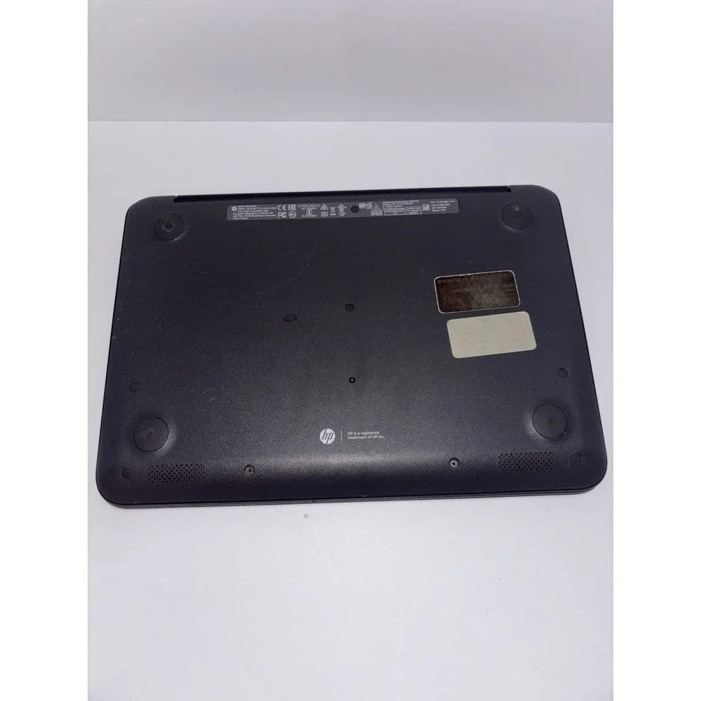 HP Chromebook‎ 11 G5 EE, a compact 11.6-inch laptop w Charger See Pictures Keys
